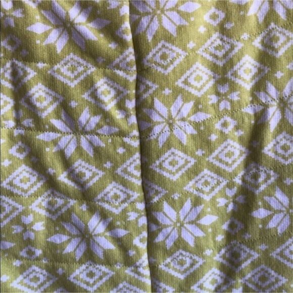 Kid’s Zella Neon Green Winter Snowflakes - Picture 9 of 9